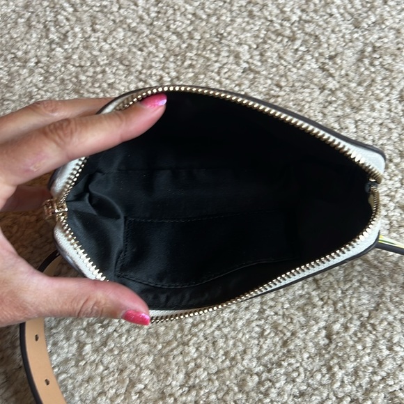 Kate Spade Lemon belt bag gabby pack yellow white purse zipper lemons - Picture 9 of 11